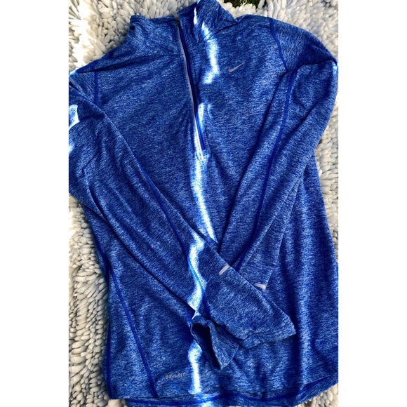 Nike Sweaters - NIKE DRi FIT pull over